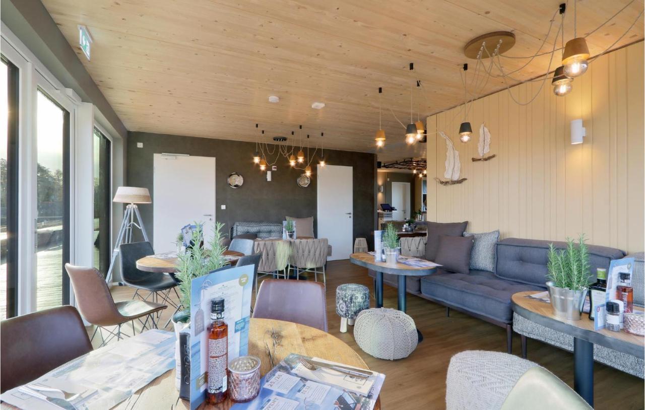 Stunning Home In Lembruch-Duemmer See With Sauna Exteriér fotografie